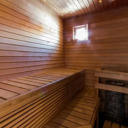Spacious For 8 With Sauna شقة كيرافا